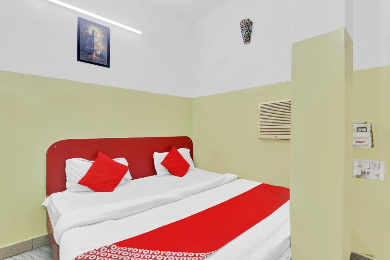 Oyo 82407 K Shree Guest House Waranasi Zewnętrze zdjęcie